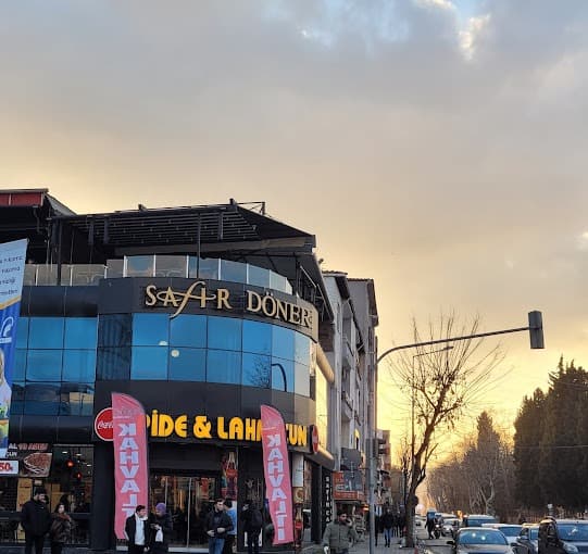 Safir Döner şubesi dış görünüm